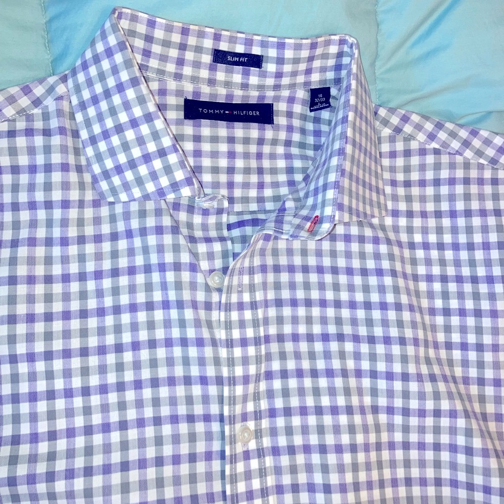 16 - 32/33 Slim Fit Tommy Hilfiger Button Down dress shirt -  30% off bundles!